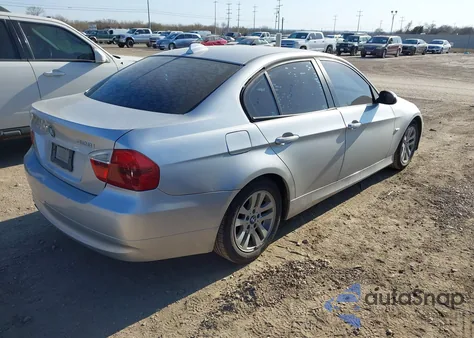 2007 BMW 328I z USA, uszkodzony, nr VIN WBAVA33597KX80491